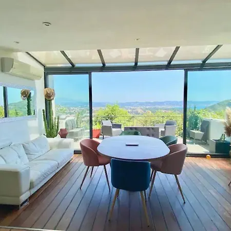 Maison Cosy Avec Vue à Mandelieu